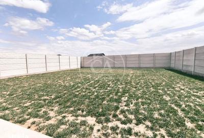 Casă cu 4 camere decomandat cu Teren 553 Mp în Sântandrei - 8