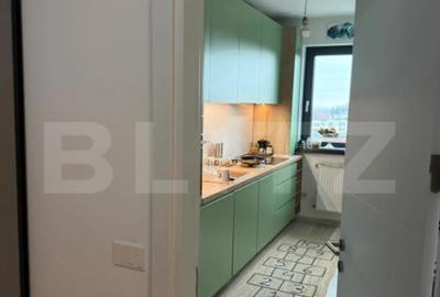 Apartament cu 3 camere decomandat în Tractorul - 2