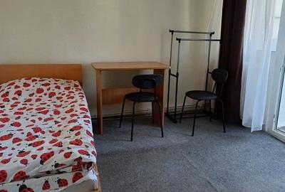 Apartament cu 3 camere decomandat în Păcurari - 2