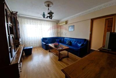 Apartament 3 camere de inchiriat, Malul Muresului langa Universitate