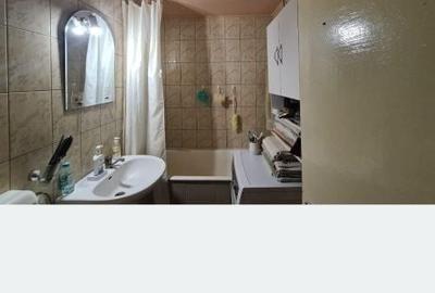 Apartament cu 2 camere decomandat în Uiești - 3