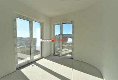 Casă cu 4 camere cu Teren 600 Mp în Central - 3