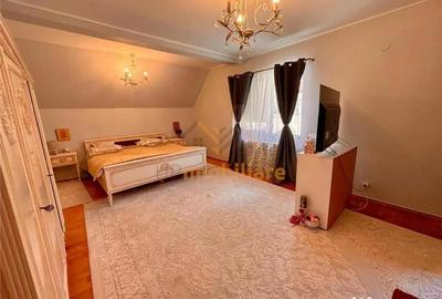 Casă cu 5 camere cu Teren 241 Mp în Central - 3