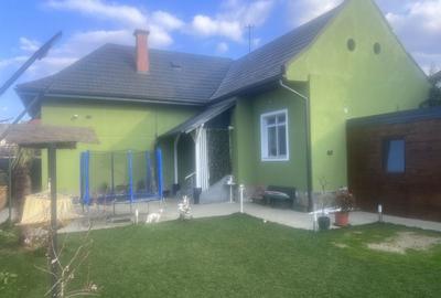 Casă cu 4 camere în Central - 3