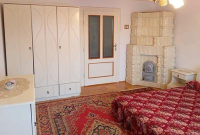 De vanzare casa construita pe 3 niveluri - 8