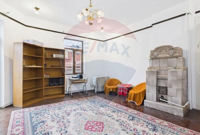 Apartament de vanzare in vila in centrul capitalei - 2