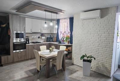 Apartament cu 3 camere semidecomandat în Central - 9