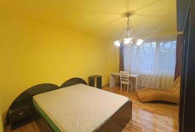 Apartament cu 3 camere decomandat în Central - 3