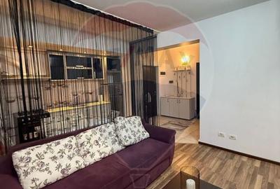 Apartament cu 2 camere decomandat în Central - 1
