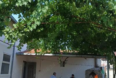 Particular, vand casa parter + mansarda, oras Braila, zona Pisc - 4