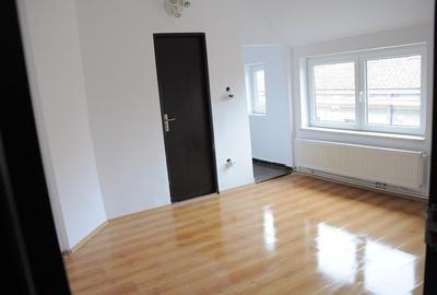 2 camere| DOROBANTI-RADU BELLER - 8