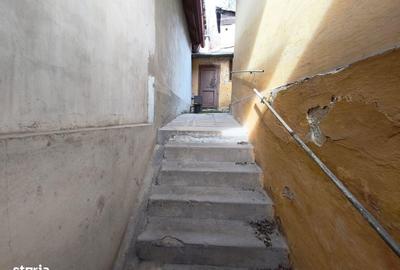 Casă cu 5 camere cu Teren 218 Mp în Muncitoresc - 4