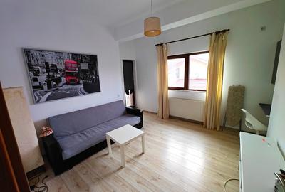 Apartament cu 3 camere decomandat, mobilat în Central - 2