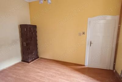 Locuin?a ultracentrala compusa din doua apartamente cu intrari separate - 4