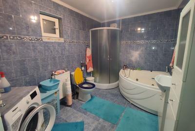 Casă individuală cu 6 camere cu Canalizare în Sânandrei - 17