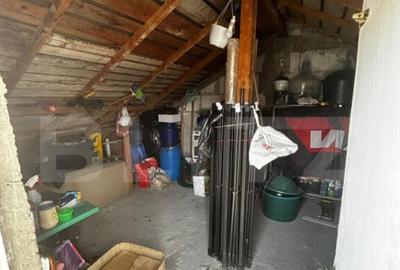 Casa de vanzare, 3 camere, teren 211 mp--Colosseum - 2