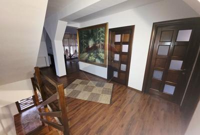 Casa /Vila de vanzare in Durau - 42