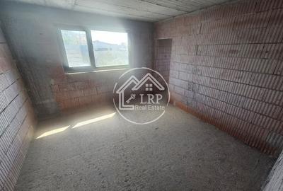 Casă individuală cu 7 camere cu Canalizare în Voluntari - 18