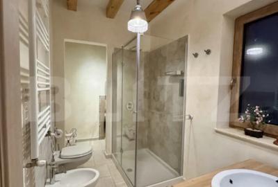 Casă cu 3 camere cu Teren 250 Mp în Tractorul - 2