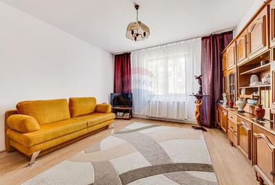 Casă cu 4 camere cu Garaj în Subcetate - 4