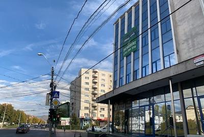 Birou, 500 mp în Central