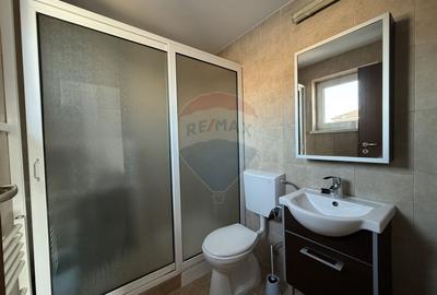 Casă individuală cu 5 camere cu Teren 400 Mp în Central - 8