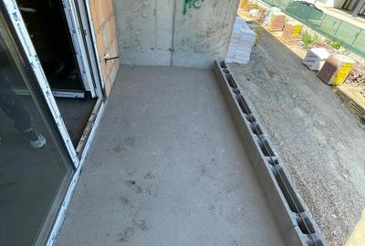 Apartament de vanzare, cu 3 camere, 60 mp, zona Hotvon - 8