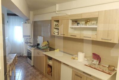 Apartament cu 4 camere, 79 mp utili + 2 balcoane de 7 mp, zona Bucovina - 3