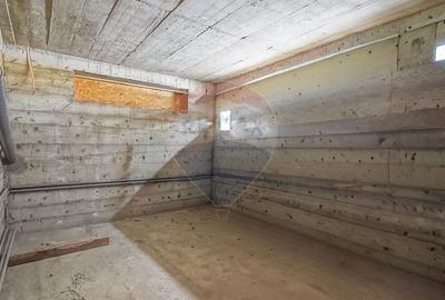 Casă cu 6 camere cu Teren 847 Mp în Hălchiu - 56