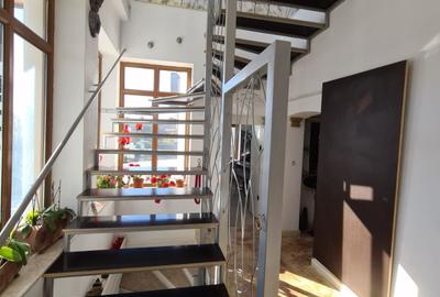 Casă individuală cu 21 camere cu Canalizare în Central - 26