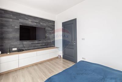 Apartament cu 3 camere decomandat, mobilat în UTA - 9