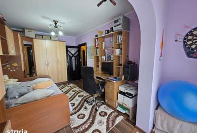 Apartament cu 3 camere decomandat în Central - 4