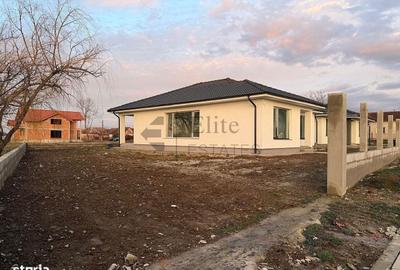 Casă cu 4 camere cu Teren 544 Mp în Oșorhei - 12