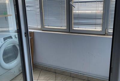 Apartament cu 3 camere decomandat în Soarelui - 4