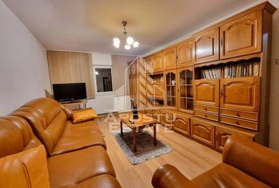 Apartament cu 3 camere decomandat, mobilat în Lunei - 1