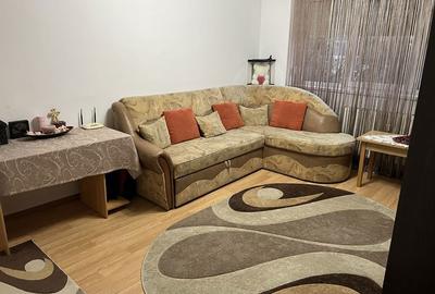 Apartament cu 3 camere semidecomandat în Rogerius - 2