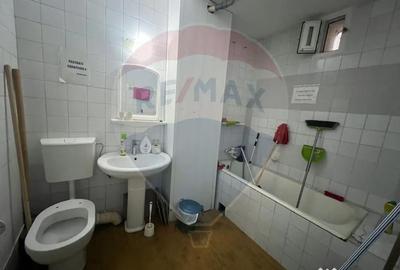Spațiu comercial, de 20 mp, în Central - 7
