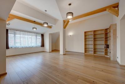 Casă cu 8 camere cu Canalizare în Pipera - 18