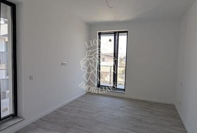 Apartament cu 3 camere semidecomandat în Nord