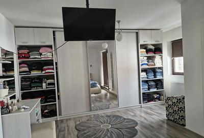 Casă cu Teren 122 Mp în Central