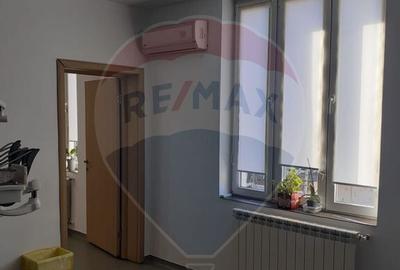 Casa P+E+M | 175mp utili, pretabil clinica/office | Regin... - 6