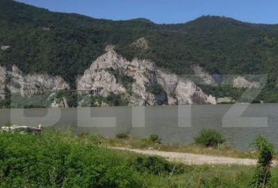 Teren de 1300 mp, în Central