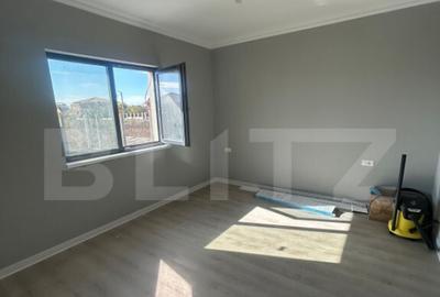 Casă cu 4 camere cu Teren 500 Mp în Moșnița Nouă