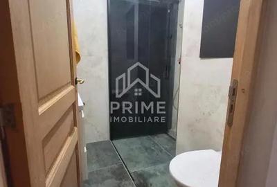 Apartament cu 4 camere decomandat în Central - 4