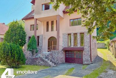 Casă cu 6 camere cu Teren 1180 Mp în Moneasa - 6