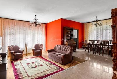Casă cu 5 camere cu Teren 223 Mp în Central