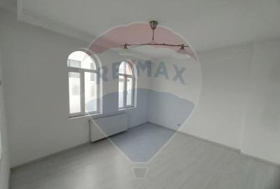 Casă cu 2 camere în Ultracentral - 13