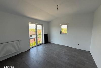 Casă cu 3 camere cu Teren 1270 Mp în Ciugud - 4