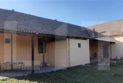 Casă cu 6 camere cu Teren 1400 Mp în Checea - 5