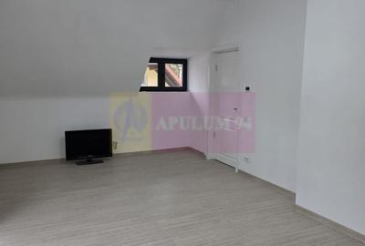 Casă individuală cu 6 camere cu Canalizare în Central - 34